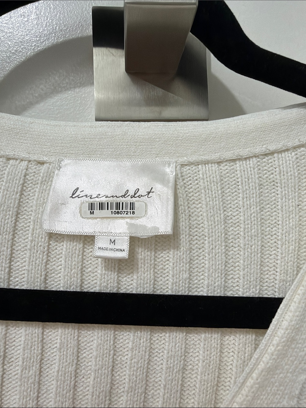 Line & Dot Cream Ribbed V-Neck Button-Front Cardigan - Picture 3 of 4